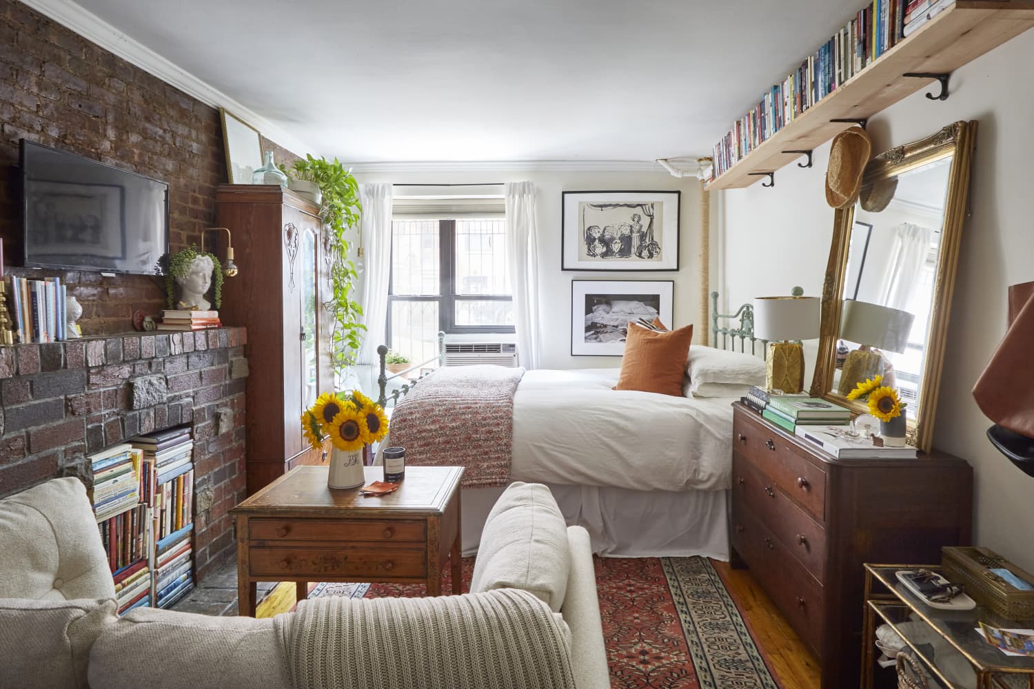 200SquareFoot NYC Apartment Tour Photos Apartment Therapy